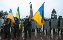 У Запоріжжі провалилася спроба знести Леніна - пам'ятник взяла під охорону міліція