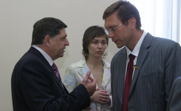 Виктория Шилова, Иван Лазаренко и Олег Царев, фото 2006 года / Фото УНИАН Виктория Шилова, Иван Лазаренко и Олег Царев, фото 2006 года / Фото УНИАН
