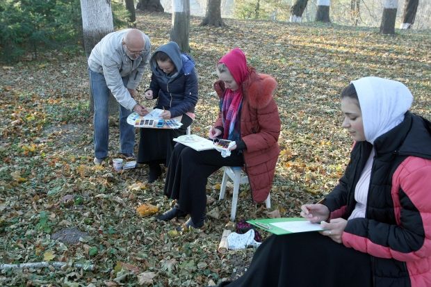 Святими місцями: острів Свято-Миколаївського Городоцького монастиря (рос.) Святими місцями: острів Свято-Миколаївського Городоцького монастиря (рос.)