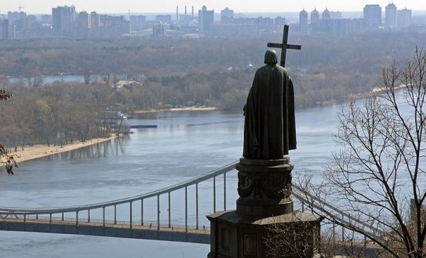 владимир князь памятник Киев / Wikimedia