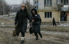 На Донбассе из-под обстрелов террористов эвакуировали еще 309 человек