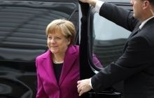 Меркель угрожает поддержать новые санкции ЕС против России