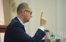 Yatseniuk outlines conditions for growth of Ukrainian economy in 2016