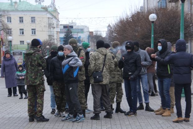 В УПЦ повідомляють про провокацію у Сумах біля Спасо-Преображенського кафедрального собору В УПЦ повідомляють про провокацію у Сумах біля Спасо-Преображенського кафедрального собору