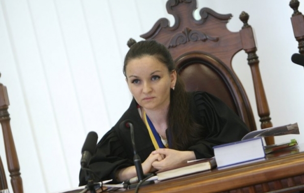 Суддя Оксана Царевич засудила людину на підставі документа, де навіть підпису не було / УНІАН