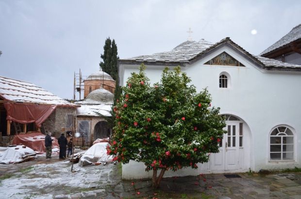 Засновник Києво-Печерської Лаври преподобний Антоній і давньоруський Афон (рос.) Засновник Києво-Печерської Лаври преподобний Антоній і давньоруський Афон (рос.)