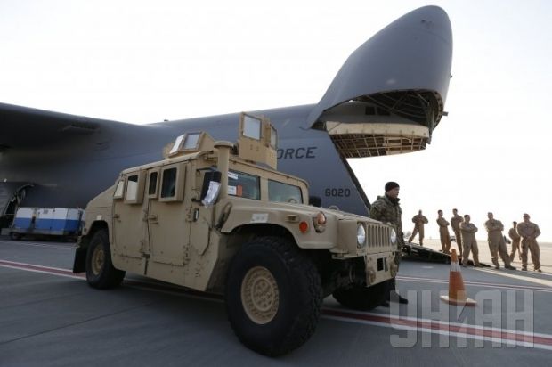 U.S. Humvees have arrived in Ukraine/ Photo from UNIAN