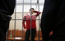 "Самі по тюрмах сядете": Савченко заспівала під час оголошення вироку (відео)