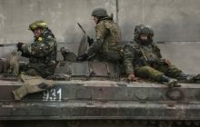 Five more Ukrainian soldiers released from militants' captivity