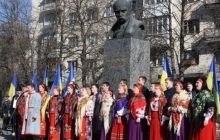 В Житомире и Чернигове прошли митинги по случаю 201-й годовщины со дня рождения Шевченко (фото)