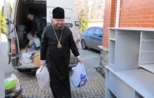 Центр гуманітарної допомоги УПЦ організовує постійну доставку продуктів харчування до Донецька та Макіївки