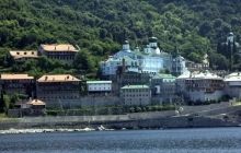 Митрополитит Онуфрій і Митрополит Антоній розповіли, що на Афоні моляться за мир в Україні