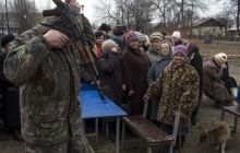 Порошенко заявил, что боевики не пускают на Донбасс гуманитарные конвои от Украины и ЕС