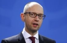 Despite occupation, Yatseniuk not cutting Donetsk and Luhansk budgets sharply