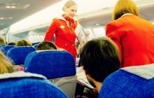 Стюардес у РФ хочуть озброїти електрошокерами для захисту від російських алкодебоширів