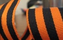 У Білорусі автомобіліста оштрафували за георгіївську стрічку на задньому склі