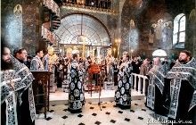 Предстоятель УПЦ у Києво-Печерській лаврі звершив читання Великого покаянного канону