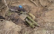 У Краматорську на стихійному звалищі міліція знайшла схованку із зенітними комплексами (фоторепортаж)