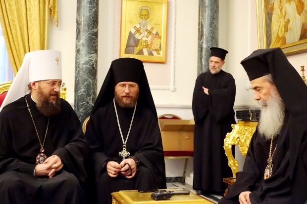 Иерусалимский Патриарх принял просьбу молиться за мир в Украине во время схождения Благодатного огня