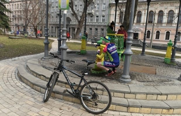 Київські бювети готують до підклчення до генераторів \ kp.ua Київські бювети готують до підклчення до генераторів \ kp.ua