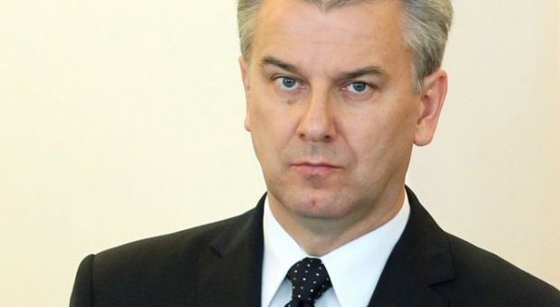 Министр подал в отставку Министр подал в отставку