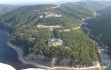 Соратник Навального показал фото дворца Путина на берегу Черного моря