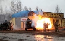 Российские военнослужащие отработали разгон Майдана с горящими покрышками и "коктейлями Молотова"