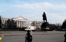 У ДонОДА назвали знесення Леніна в Краматорську "актом вандалізму"