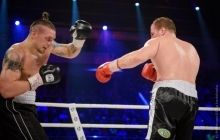 Усик переміг росіянина Князєва і захистив титул Інтерконтинентального чемпіона WBO