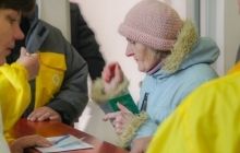 Впервые гуманитарная помощь доставлена в Пески под Донецком
