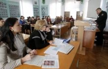 Абитуриенты сдали ВНО по украинскому языку и литературе (фоторепортаж)