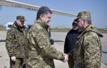 Порошенко в Николаевской области наблюдал за военно-тактическими учениями