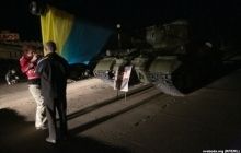 "Оккупанты - вон": Белорусские активисты решили встретить путинских "Ночных волков" с украинским флагом (фото)