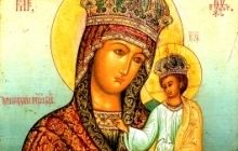 29 квітня православні християни моляться перед образом Пресвятої Богородиці «Іллінсько-Чернігівської»