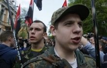 У Яроша повідомили про обіцянку Порошенко прибрати армійські блокпости біля бази ПС