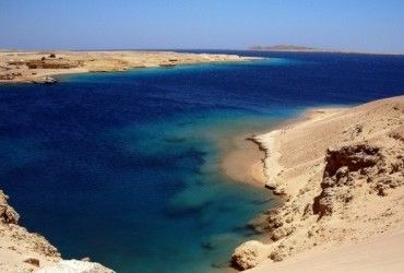 Шокирующее бассейны смерти найдены там, где Моисей разделил Красное море