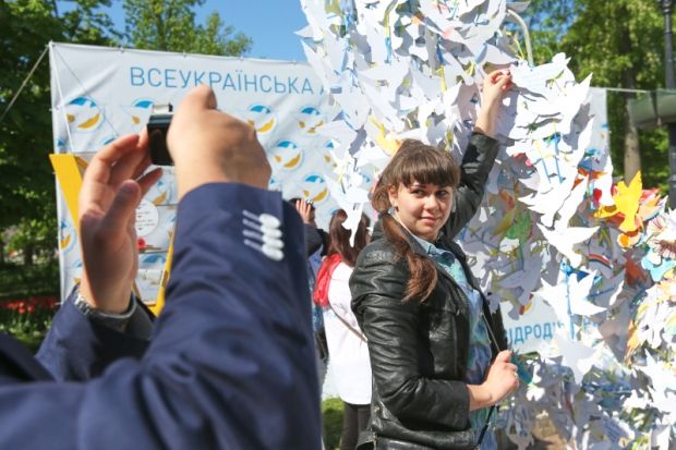 В Киеве создали рекордного голубя мира