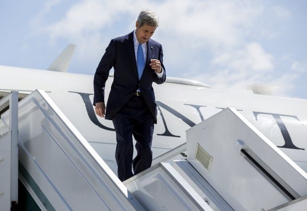 Керри прибыл в Сочи / REUTERS Керри прибыл в Сочи / REUTERS