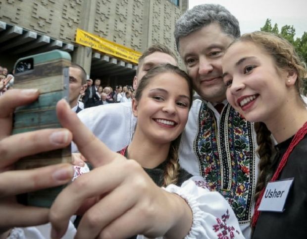 Порошенко призвал открыть украинское представительство Facebook / politnavigator.net