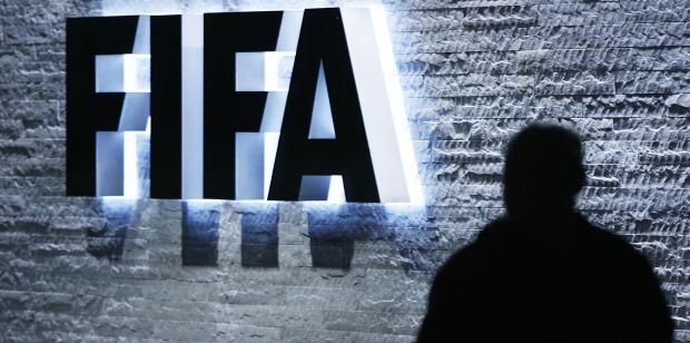 В коррупционном скандале ФИФА появляются новые подробности / nbcnews.com