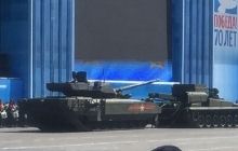 New Russian tank ‘breaks down’ during parade rehearsal
