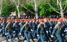 В окупованому Криму російські військові репетирували парад (фото)