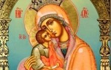 8 травня Православні християни моляться перед образом Пресвятої Богородиці «Царгородської»