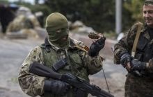 Pisky, Schastia, Shyrokyne under enemy mortar fire at night