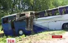 Пасажири автобуса, який розбився у Вінницькій області, розповіли подробиці ДТП