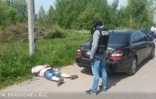 СБУ затримала за торгівлю зброєю російського неонациста-порнодилера, пов'язаного з "Правим сектором" (фото)