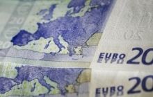 В Киеве в кафе неизвестный украл из кармана иностранки почти €20 тысяч
