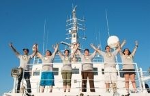 Корабль Greenpeace поддержит борьбу коренных народов Северной Америки против супертанкеров