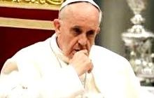 Папа Римський сказав українською "Слава Ісусу Христу" і запевнив, що молиться за Україну
