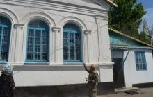 Накануне Святой Троицы террористы обстреляли церковь Святого Николая в Золотом - Москаль